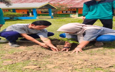 Kegiatan Penghijauan SMAN 1 Peranap